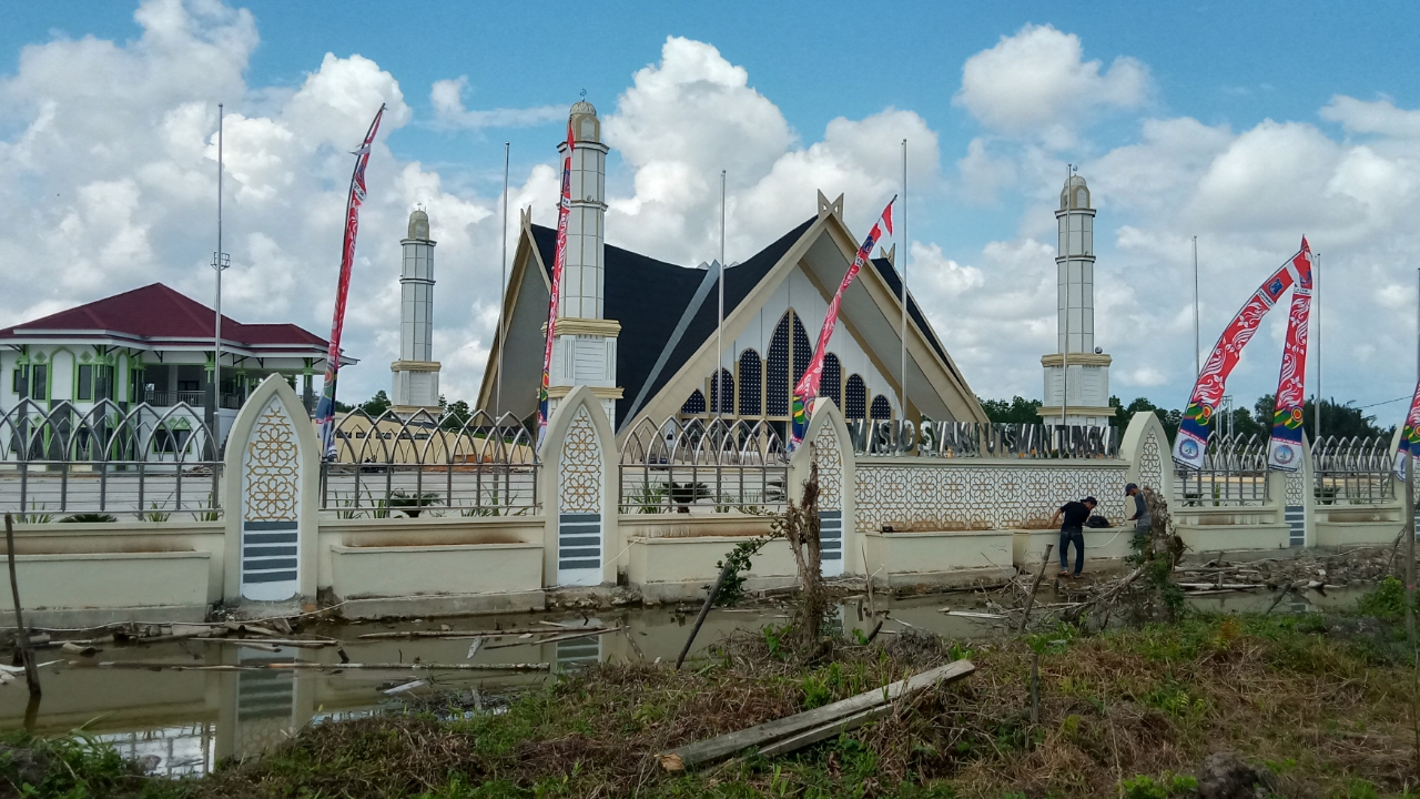 Foto : Mesjid Syech Ustman Tungkal Sebagai Tempat Pelaksanaan MTQ Ke-50 Tingkat Provinsi Jambi