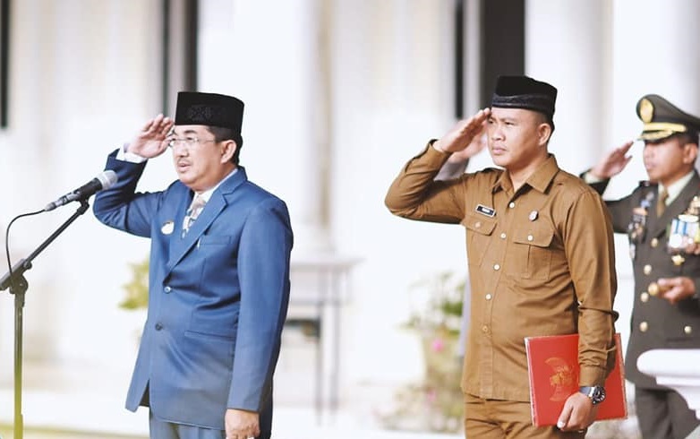 Pemerintah Kabupaten Tanjung Jabung Barat gelar upacara di halaman kantor Bupati. Senin (22/05/23).