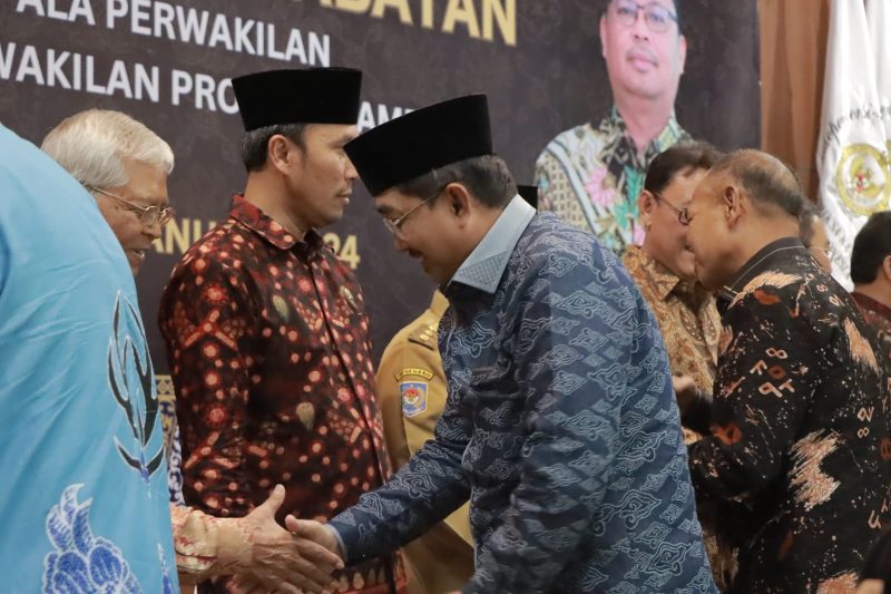 Bupati Anwar Sadat Hadiri Sertijab Kepala Perwakilan BPK RI Perwakilan Provinsi Jambi Senin (15/01/24)