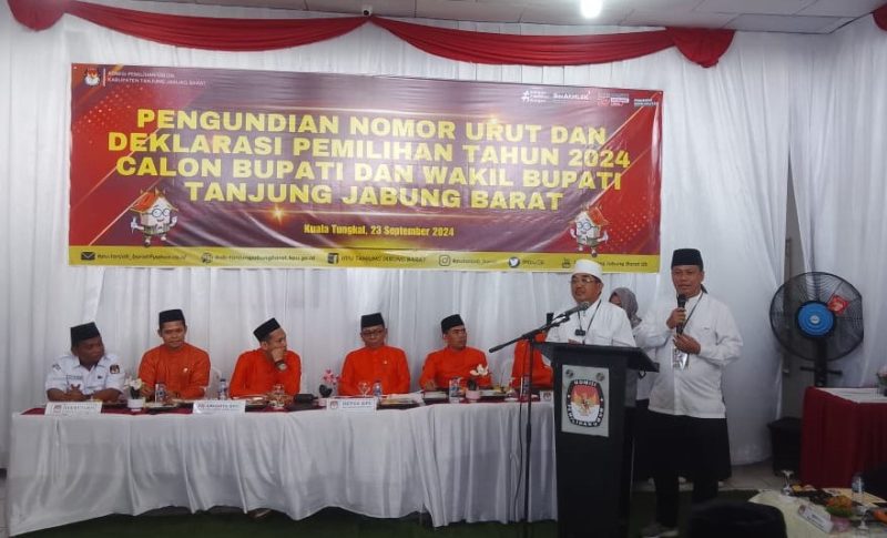 Pengundian Nomor Urut Paslon Bupati-Wakil Bupati Tanjab Barat oleh KPU Tanjab Barat Senin (23/09/24)