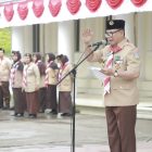 Wakil Bupati Tanjab Barat Dr. H. Katamso SA, SE, ME saat sampaikan amanat sebagai Inspektur Upacara Senin (31/08/26). 